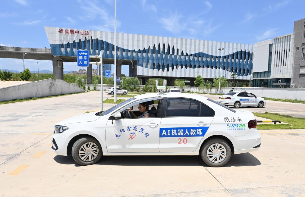 怎么当驾校副教练 20250715987feb9897ba4958a2a03fe303ce3217_b5bde5727ea947e090f057f0a48cd3fa.jpg