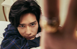 井柏然居家男友大片 慵懶隨性化身溫柔理想型