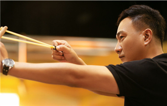 胡軍：代溝無須特意填補