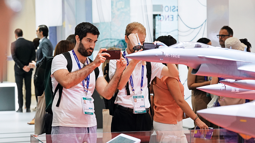 当AI可以操控战机