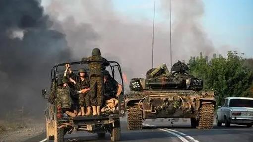 俄罗斯称打死大批雇佣兵 乌克兰称击退俄军进攻