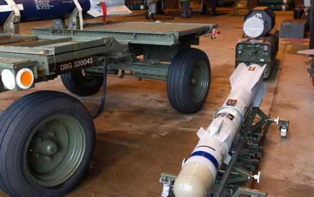 英媒：英国向乌克兰提供“硫磺-2”精确制导导弹