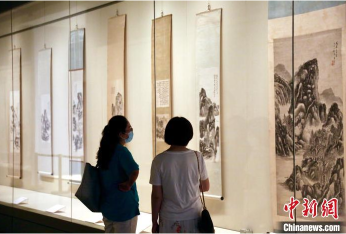 津皖合作“黄宾虹书画作品展”亮相天津博物馆-新华网