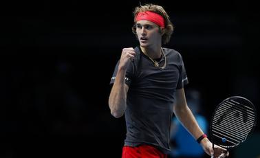 网球&mdash;&mdash;ATP年终总决赛小组赛：兹维列夫胜伊斯内尔