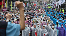 韩国举行反美集会呼吁撤走驻韩美军