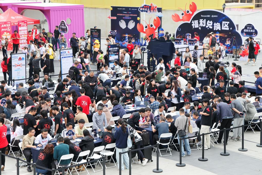 焦点丨从跟风“养虾”到理性选择:AI 智能体该怎么用-新华网